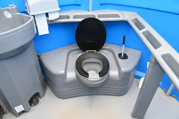 Best Portable restroom trailer rental  in Georgetown, IL